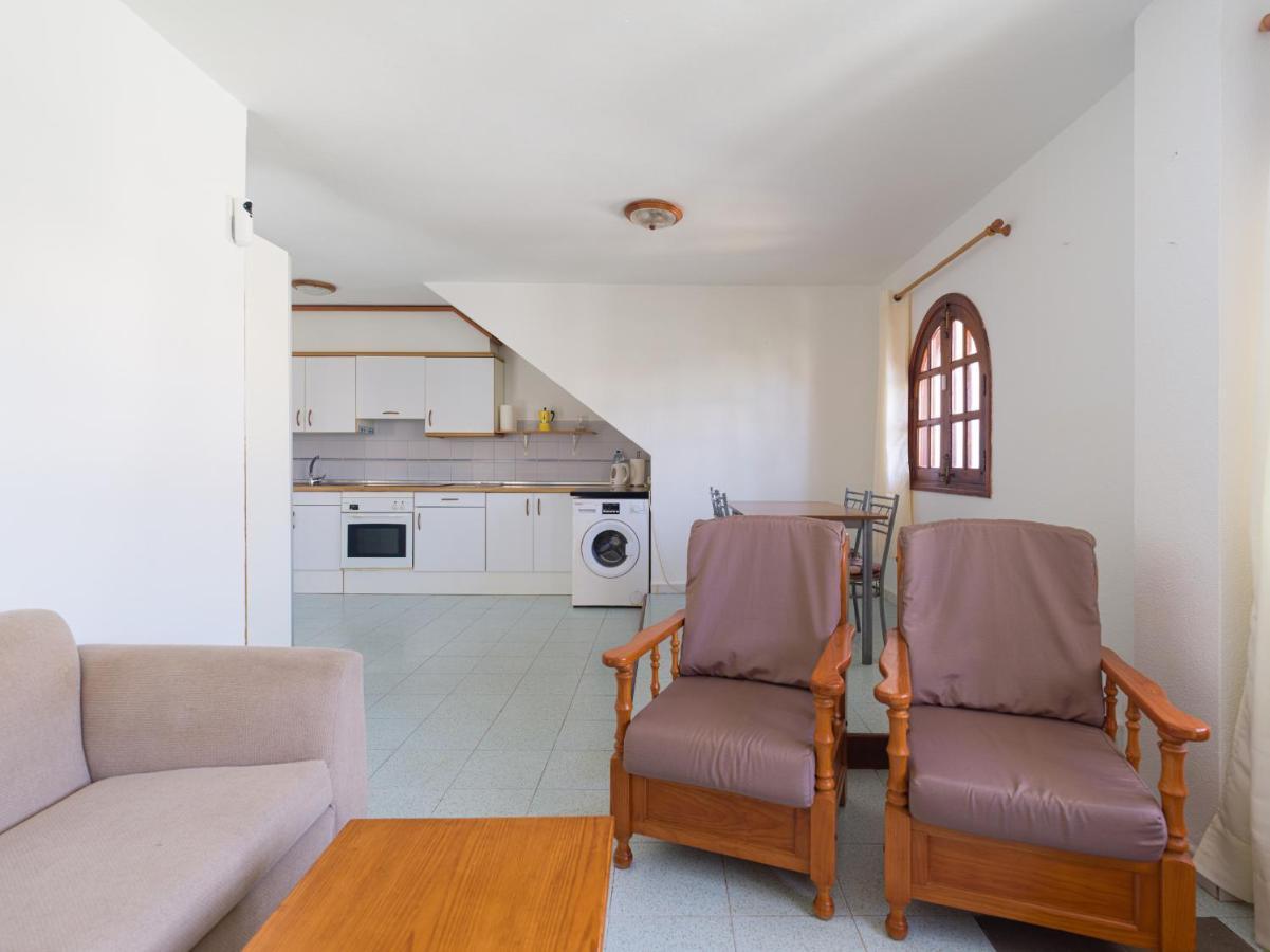 Homeforguest Apartamento Acogedor En Caleta De Fuste Luaran gambar