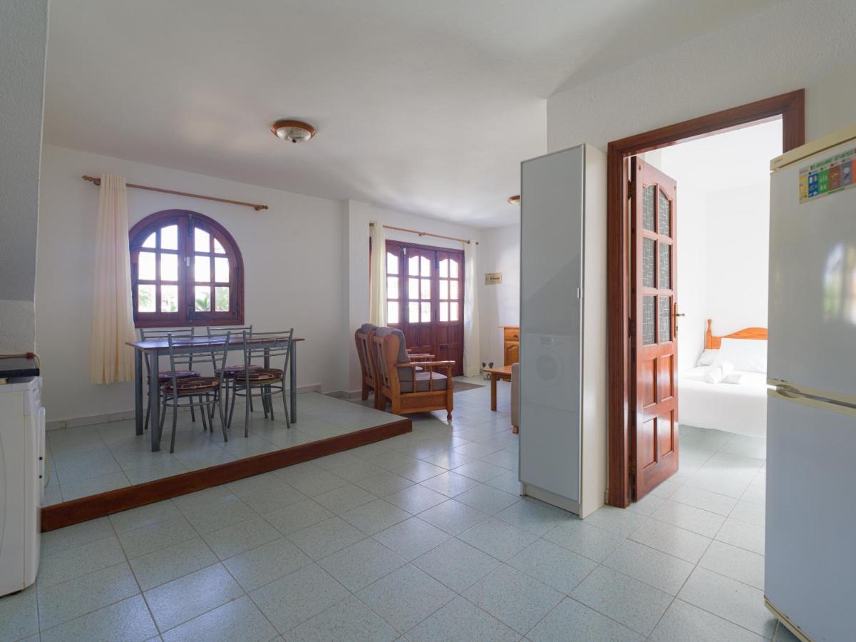 Homeforguest Apartamento Acogedor En Caleta De Fuste Luaran gambar